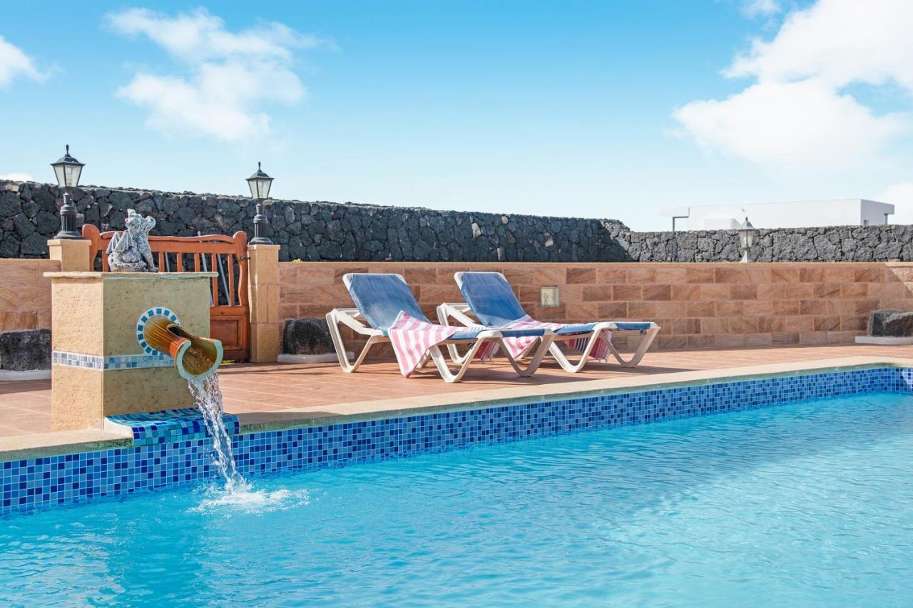 Villa La Casona Tías Esterno foto